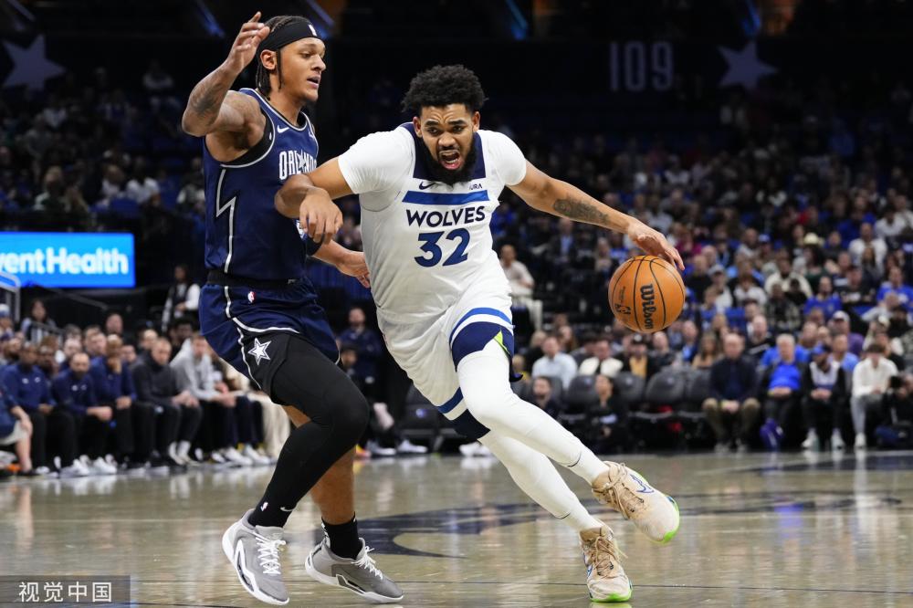 并添加浮动 并添加浮动